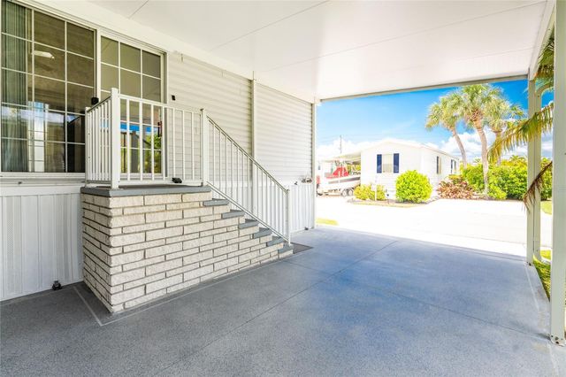 10 HOLLAND DRIVE, Punta Gorda, FL 33950