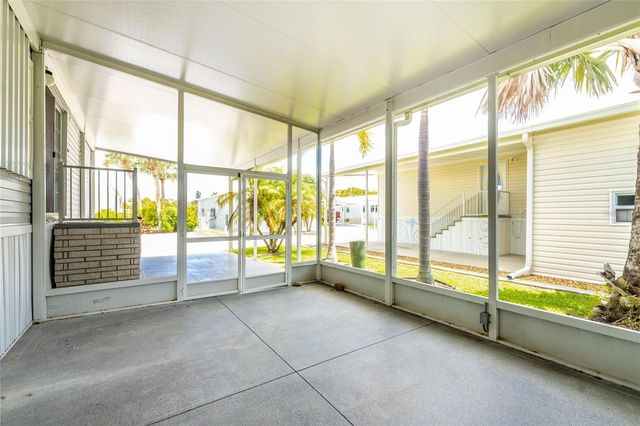 10 HOLLAND DRIVE, Punta Gorda, FL 33950