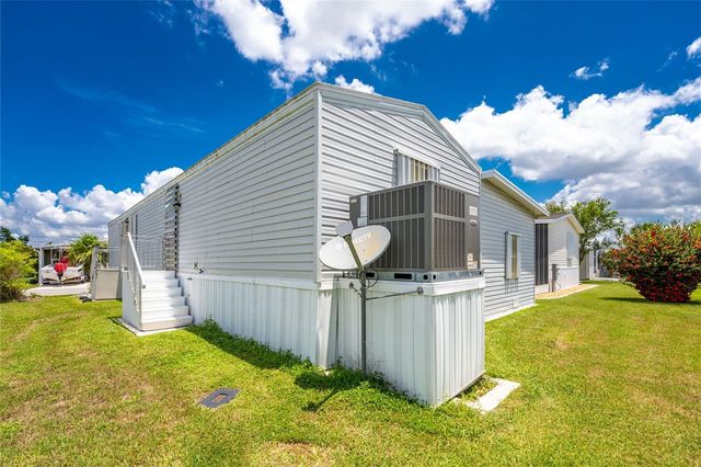 10 HOLLAND DRIVE, Punta Gorda, FL 33950