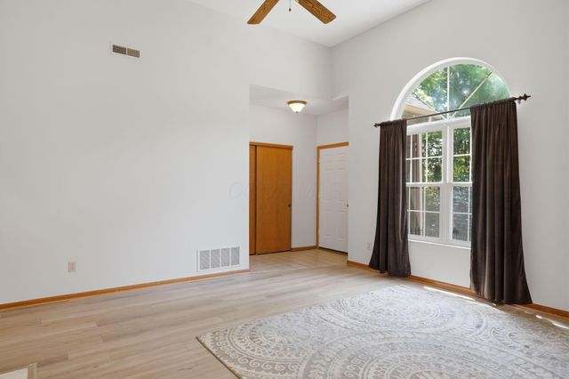 7684 Slate Ridge Boulevard, Reynoldsburg, OH 43068