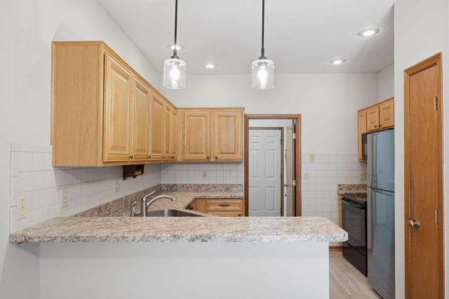 7684 Slate Ridge Boulevard, Reynoldsburg, OH 43068