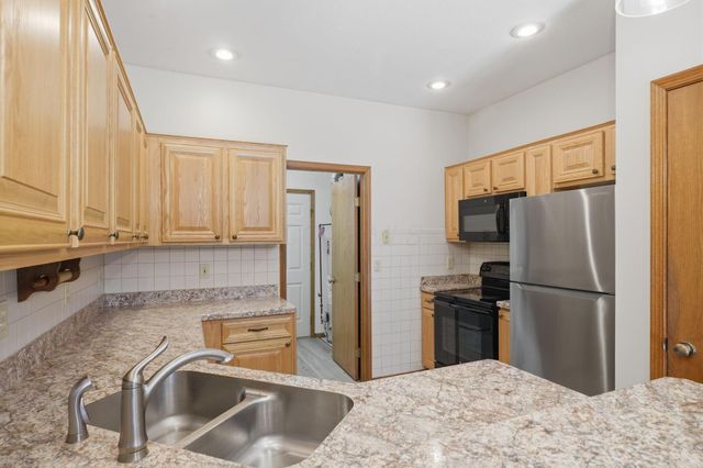 7684 Slate Ridge Boulevard, Reynoldsburg, OH 43068