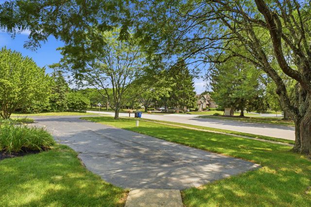 7684 Slate Ridge Boulevard, Reynoldsburg, OH 43068