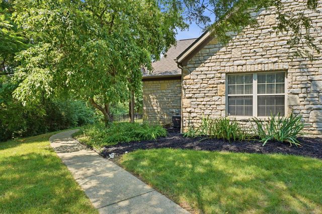 7684 Slate Ridge Boulevard, Reynoldsburg, OH 43068
