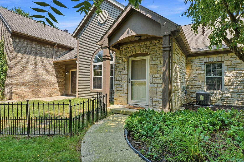 7684 Slate Ridge Boulevard, Reynoldsburg, OH 43068