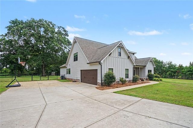 2219 Greensboro Highway, Watkinsville, GA 30677