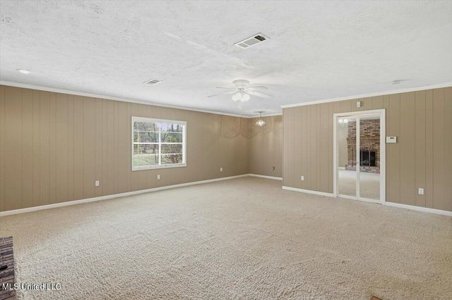 921 S Pearson Road, Pearl, MS 39208