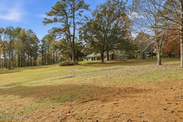921 S Pearson Road, Pearl, MS 39208