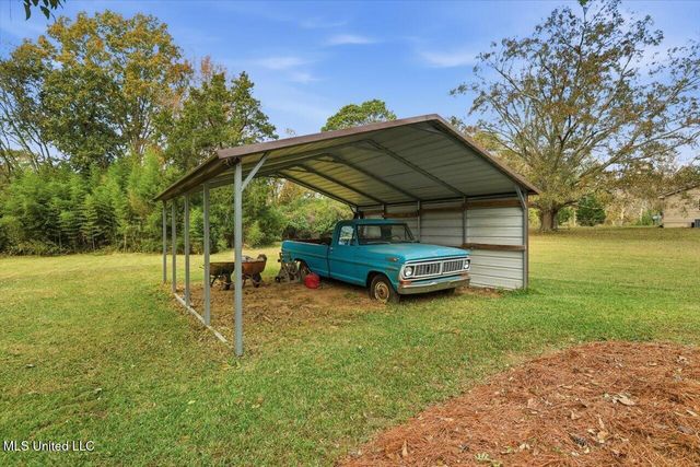 921 S Pearson Road, Pearl, MS 39208