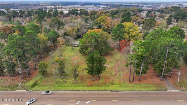 921 S Pearson Road, Pearl, MS 39208