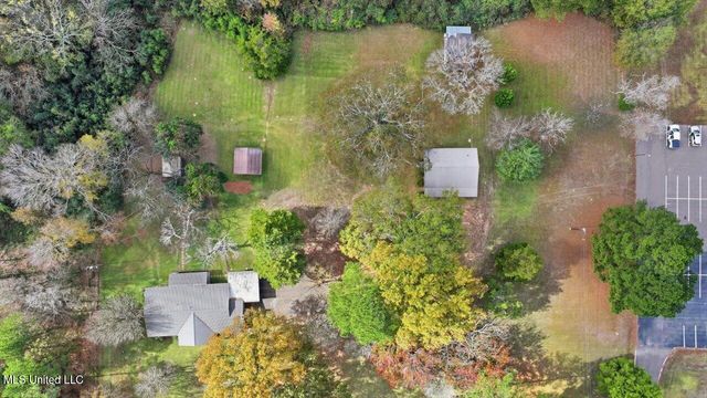 921 S Pearson Road, Pearl, MS 39208