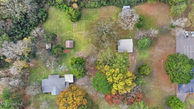 921 S Pearson Road, Pearl, MS 39208