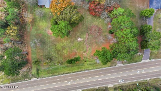 921 S Pearson Road, Pearl, MS 39208