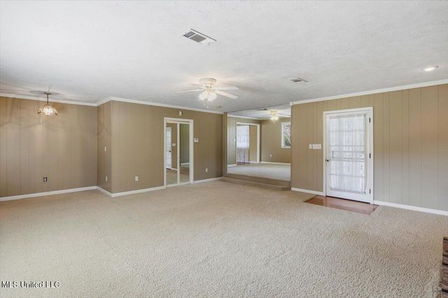 921 S Pearson Road, Pearl, MS 39208