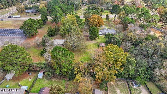 921 S Pearson Road, Pearl, MS 39208