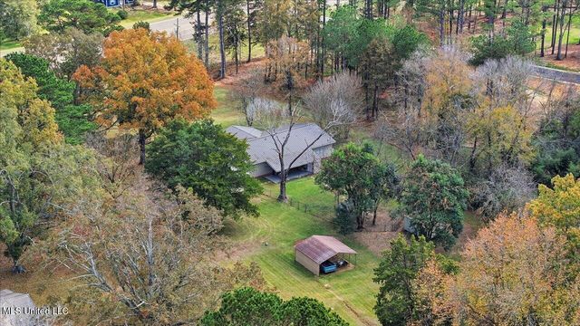 921 S Pearson Road, Pearl, MS 39208