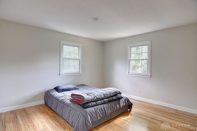 121 Woodfield Place, Dayton, OH 45459