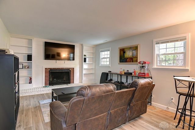 121 Woodfield Place, Dayton, OH 45459