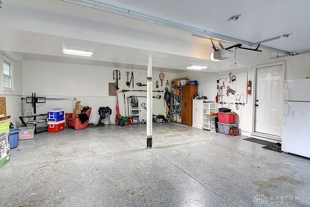 121 Woodfield Place, Dayton, OH 45459