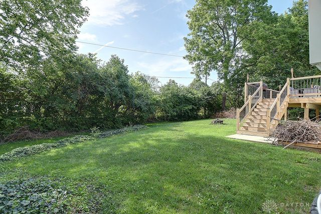 121 Woodfield Place, Dayton, OH 45459