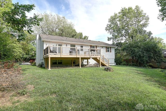 121 Woodfield Place, Dayton, OH 45459
