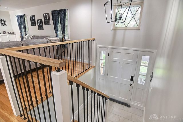 121 Woodfield Place, Dayton, OH 45459