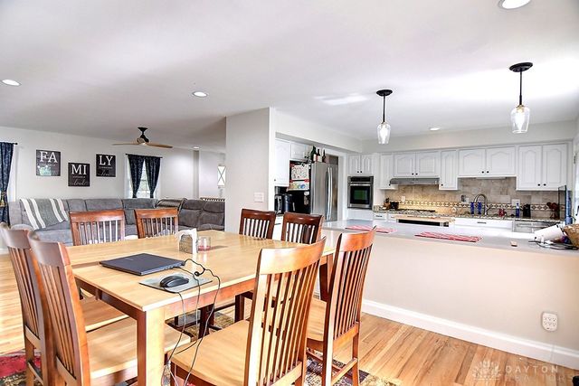 121 Woodfield Place, Dayton, OH 45459