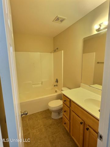 2316 Paula Circle, Ocean Springs, MS 39564