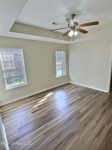 2316 Paula Circle, Ocean Springs, MS 39564