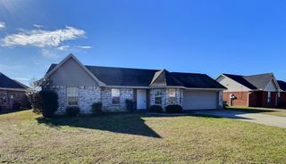 2316 Paula Circle, Ocean Springs, MS 39564