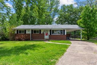 1605 Koch Drive, Florissant, MO 63033