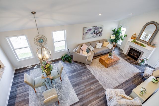 6127 Caleb Ct Court, Farmington, NY 14425