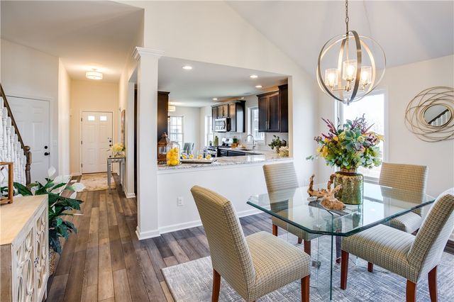 6127 Caleb Ct Court, Farmington, NY 14425