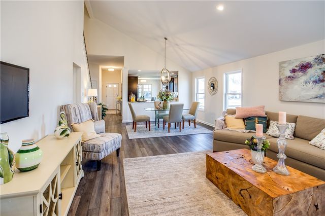 6127 Caleb Ct Court, Farmington, NY 14425