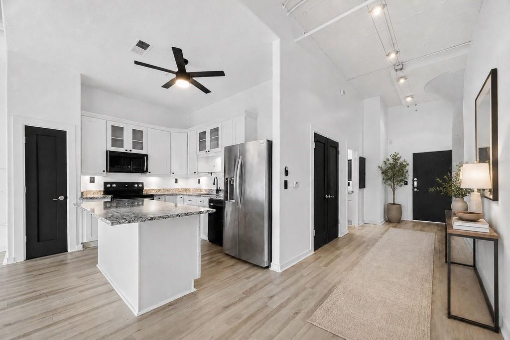 2205 Mckinney Street 315, Houston, TX 77003