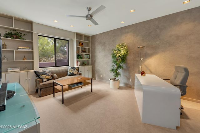 5091 N Corte De Catalonia, Tucson, AZ 85718