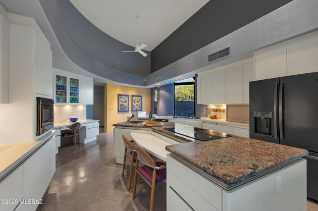 5091 N Corte De Catalonia, Tucson, AZ 85718