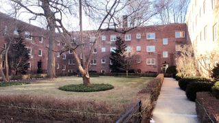 28 Saint Paul St 2, Brookline, MA 02446