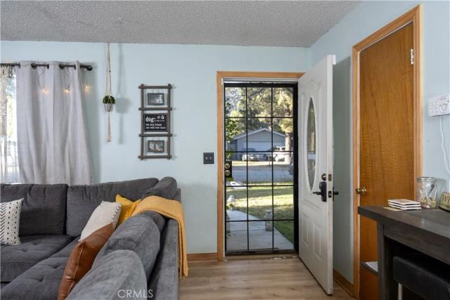 332 Grenfall Lane, Big Bear City, CA 92314