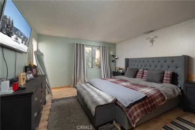 332 Grenfall Lane, Big Bear City, CA 92314