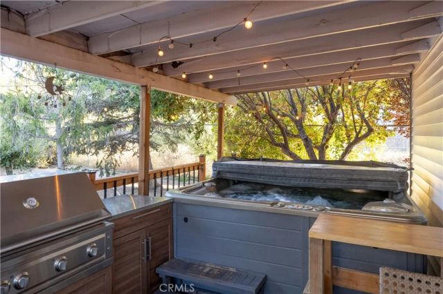 332 Grenfall Lane, Big Bear City, CA 92314