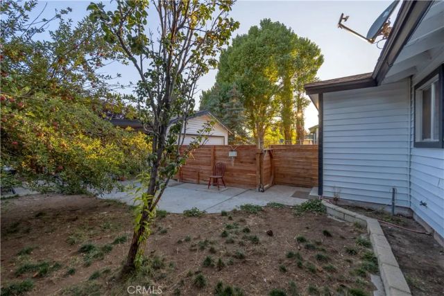 332 Grenfall Lane, Big Bear City, CA 92314