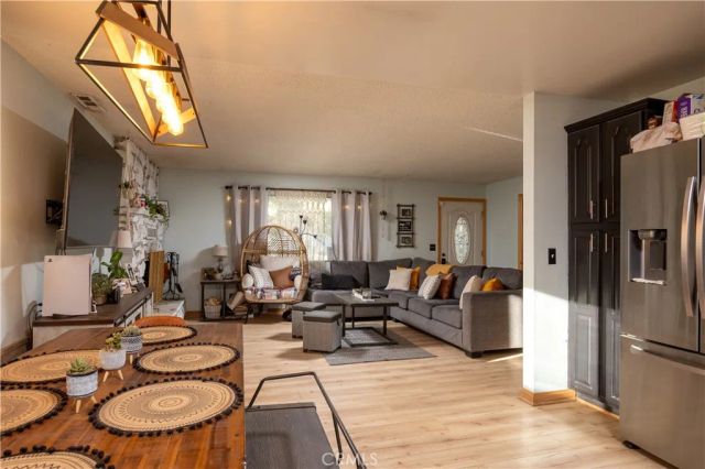 332 Grenfall Lane, Big Bear City, CA 92314