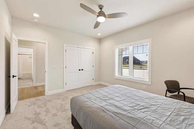 7576 Colonial Way, Verona, WI 53593