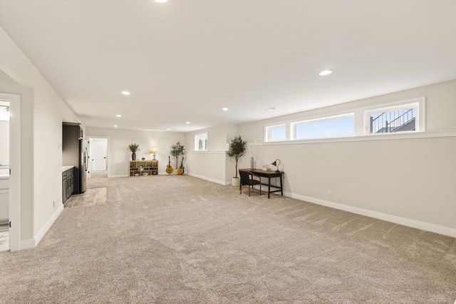 7576 Colonial Way, Verona, WI 53593
