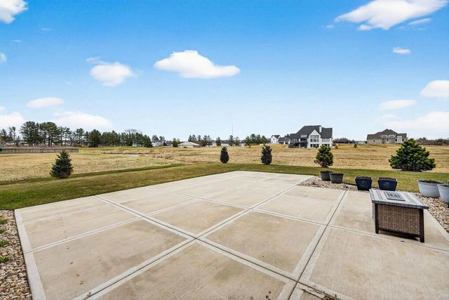 7576 Colonial Way, Verona, WI 53593