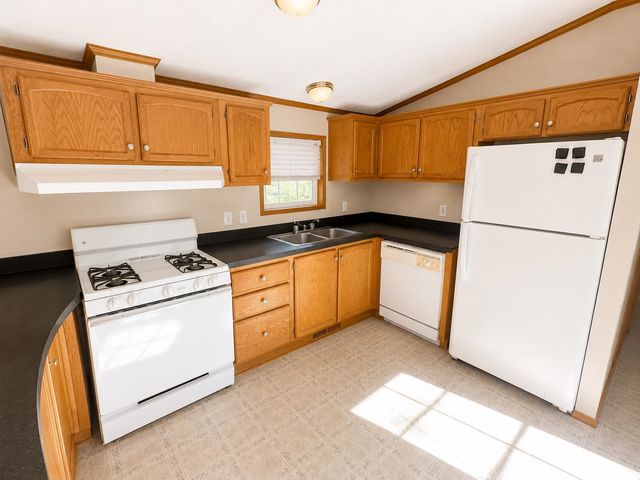 15 Lindbergh Avenue, Barre City, VT 05641