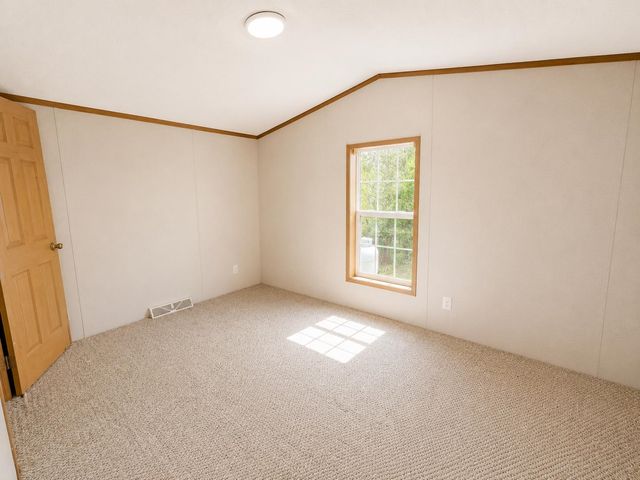 15 Lindbergh Avenue, Barre City, VT 05641
