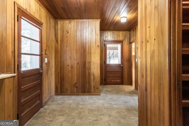 1402 W 12th Street, Alma, GA 31510