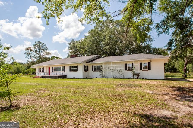 1402 W 12th Street, Alma, GA 31510